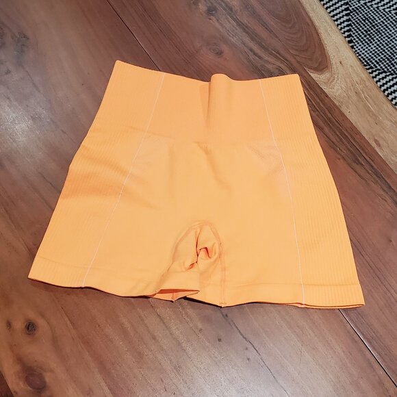 Neon orange tummy support Nylon bike shorts- Small​ - Picture 11 of 11